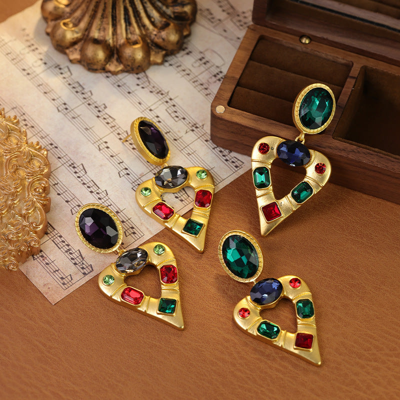 Pendientes bohemios de diamantes de imitación en forma de corazón para mujer