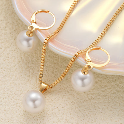 Fashion Pearl Necklace Earrings Two-Piece Set