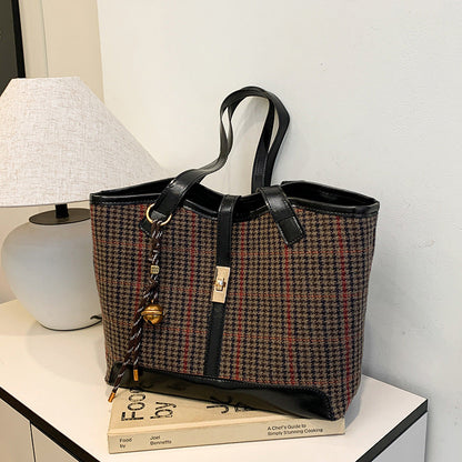 Bolso de mano informal de gran capacidad con diseño a la moda para mujer