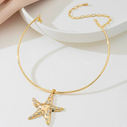 Collar de estrella de mar con diamantes de imitación y personalidad de moda