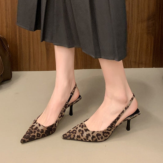 Zapatos de tacón alto con punta de leopardo sexys a la moda para mujer