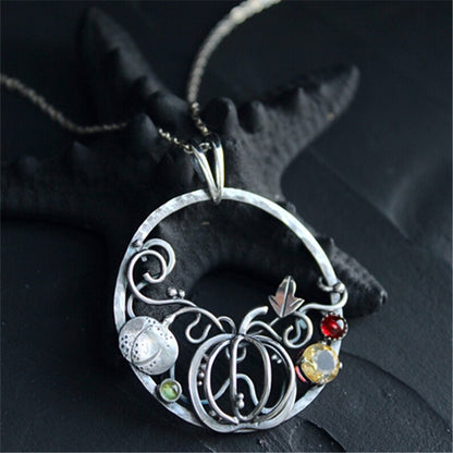 Collar con colgante de calabaza hueca vintage de Halloween para mujer
