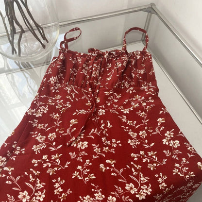 Robe ajustée à lacets et imprimé floral à bretelles spaghetti