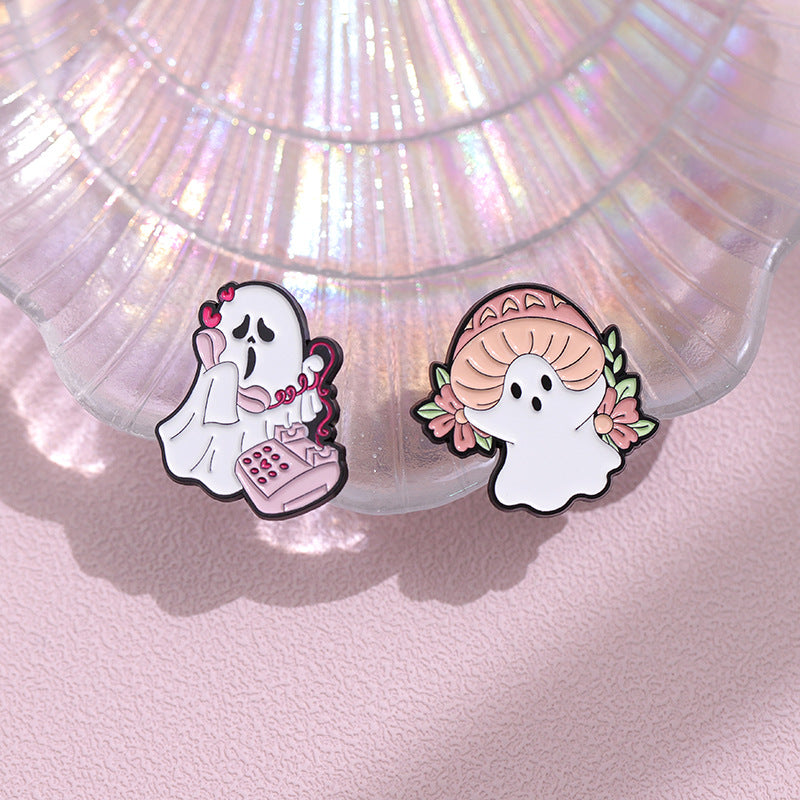 Gothic White Funny Ghost Brooch Halloween Pumpkin Metal Badge