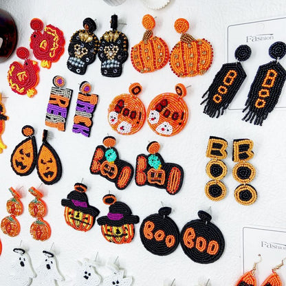 Pendientes de cuentas divertidos con dibujos animados de Halloween para mujer