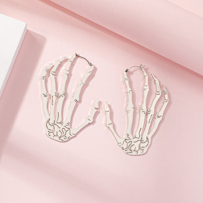 Halloween Exaggerated Woman Retro Creative Skull Claw Alloy Earrings