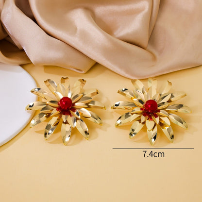 Women Fashion Exaggerated Symmetrical Floral Earrings