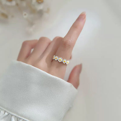 Anillo de plata de ley S925 con diseño de margaritas de moda