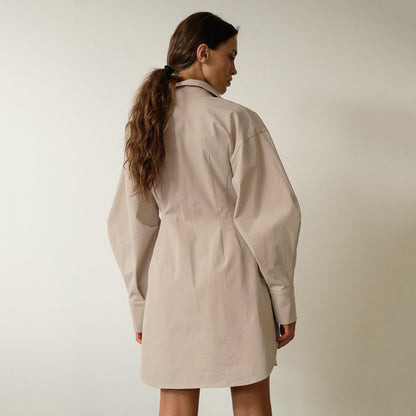 Robe chemise élégante à manches longues et couleur unie pour femme
