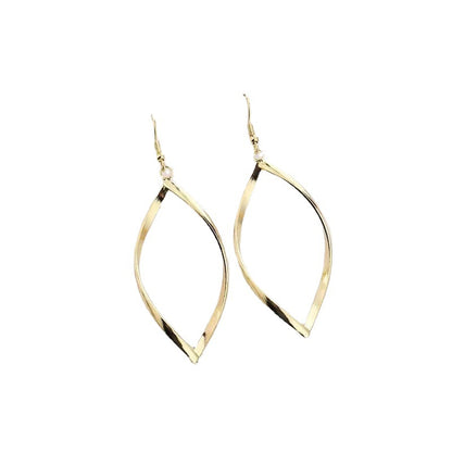 Women Fashion Simple Drop Earrings in Silver