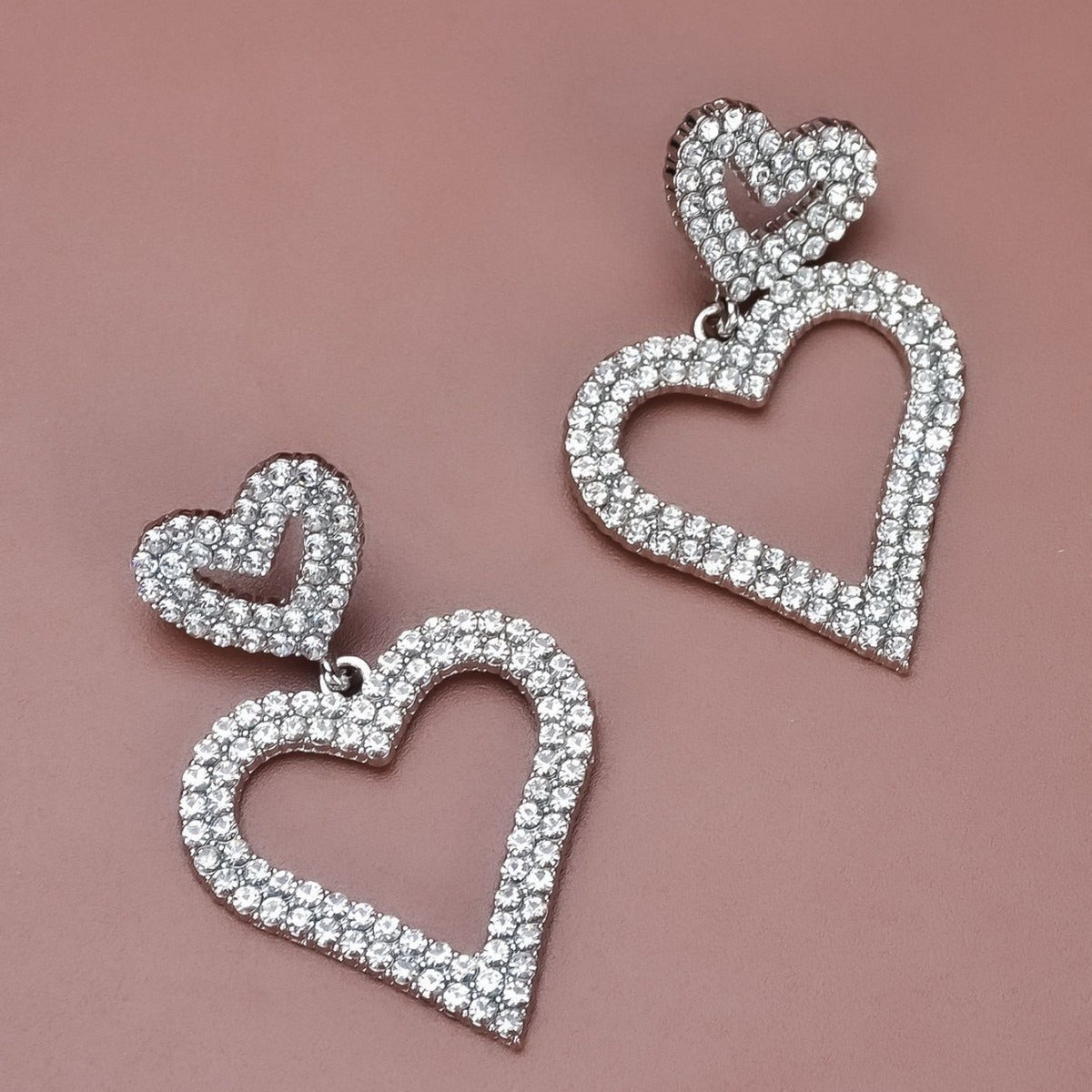 Pendientes personalizados con diamantes de imitación en forma de corazón exagerados