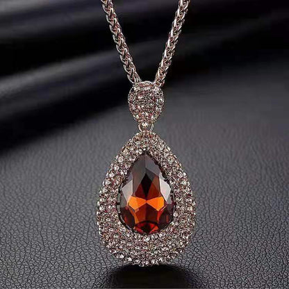 Collar con colgante de cristal largo exagerado de moda para mujer