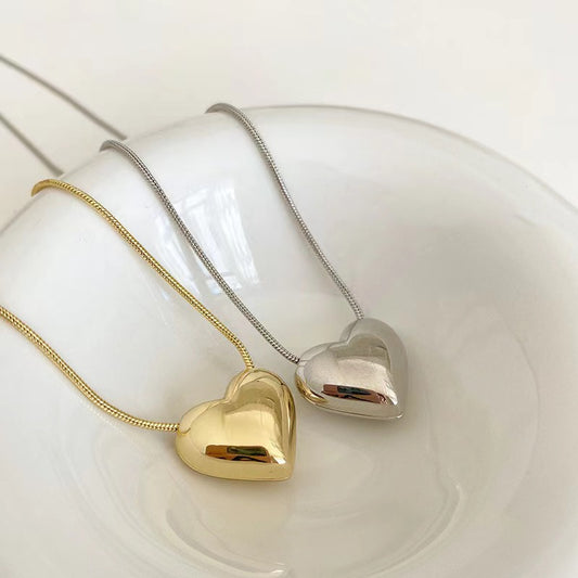 Collar con colgante de amor sencillo a la moda para mujer, cadena de corazón de acrílico
