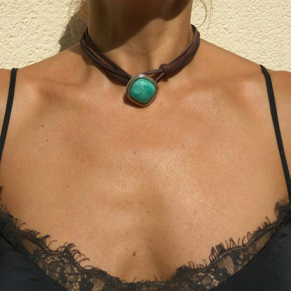 Collar de cuero turquesa bohemio retro para mujer