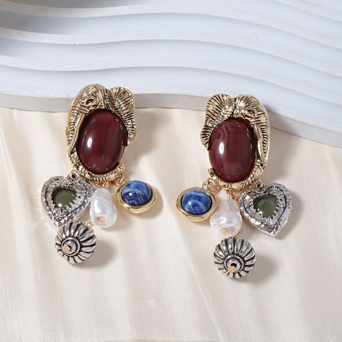 Women Fashion Retro Imitation Pearl Animal Earrings