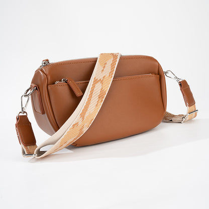 Women Casual Fashion Saddle Bag in PU Leather