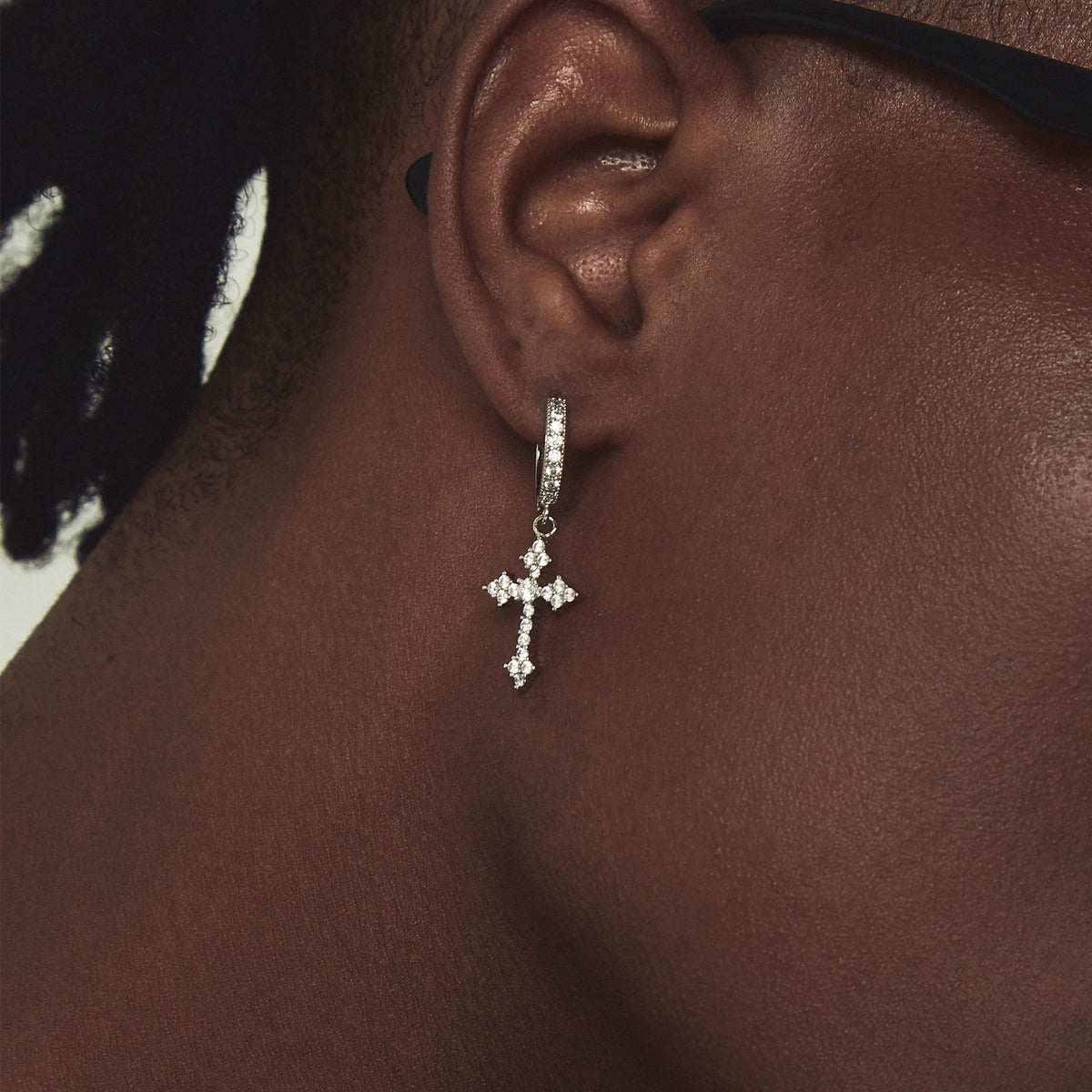 Boucles d'oreilles croix en zircon pour homme