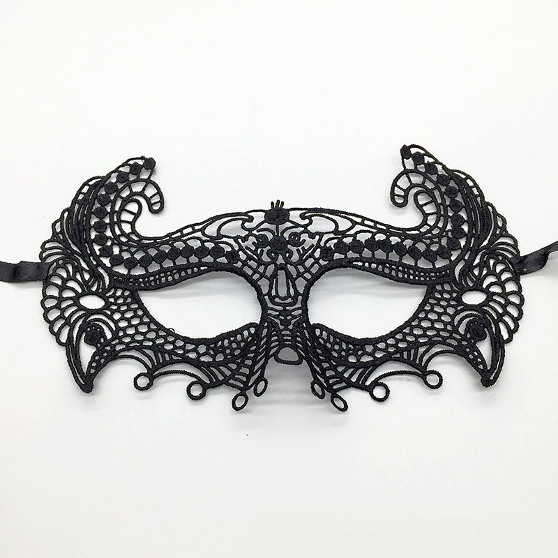 Masque de mascarade simple en dentelle noire pour femme, idéal pour une fête