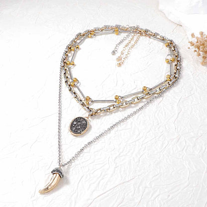 Conjunto de collar con colgante de cuerno de animal de aleación único y creativo para mujer