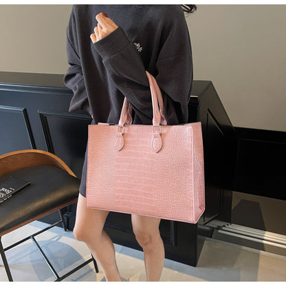 Stylish Large Capacity Crocodile Handbag