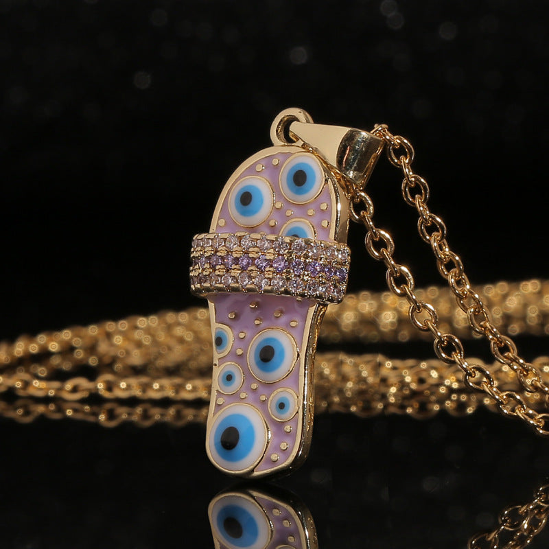 Collar con colgante de zapatilla de ojo malvado para mujer