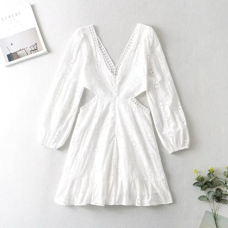 Robe à col en V découpée style vacances en bord de mer
