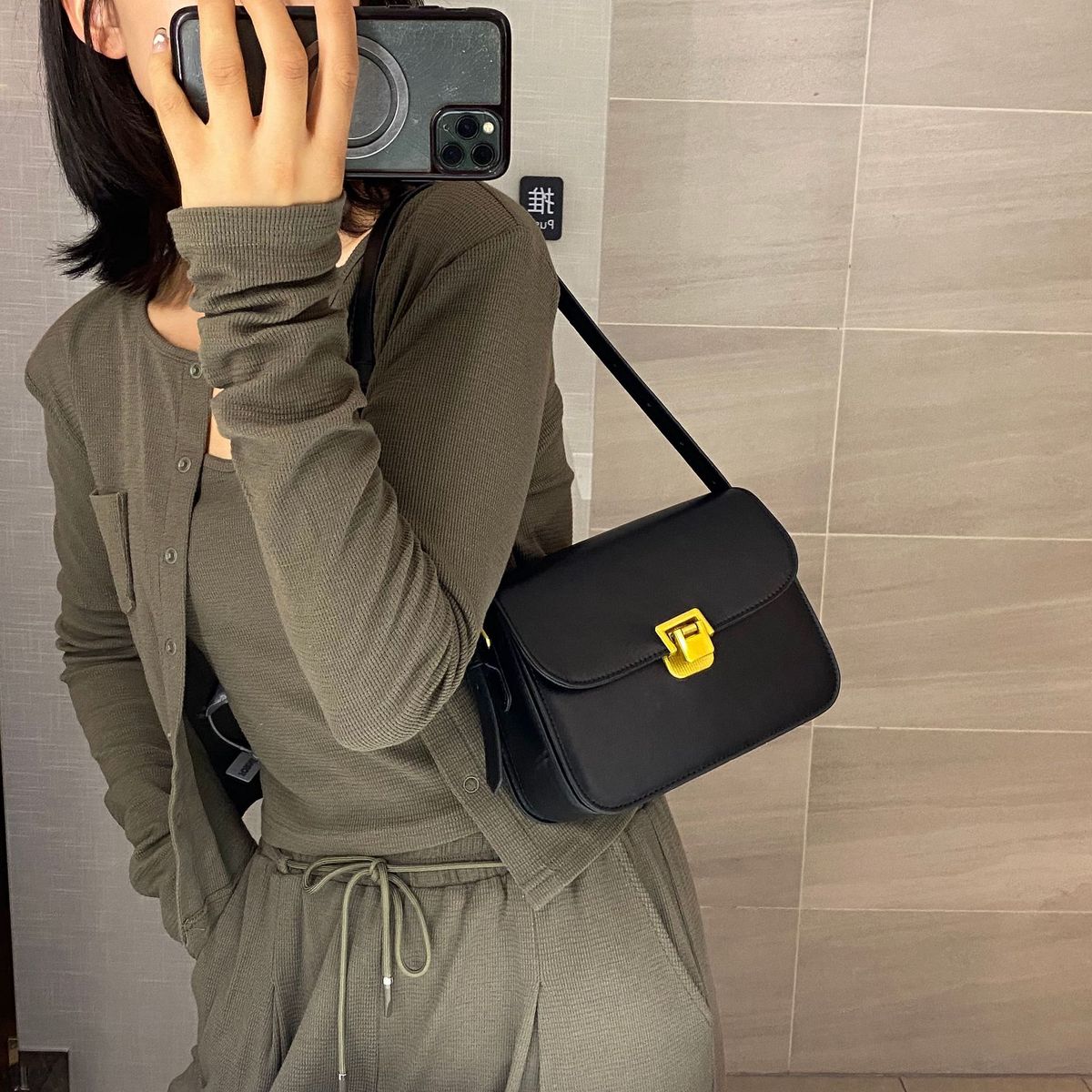 Bolso de hombro cuadrado pequeño de color liso a la moda para mujer