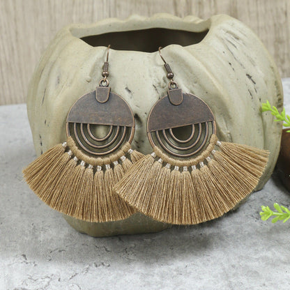 Boucles d'oreilles à pompons rétro de style ethnique bohème