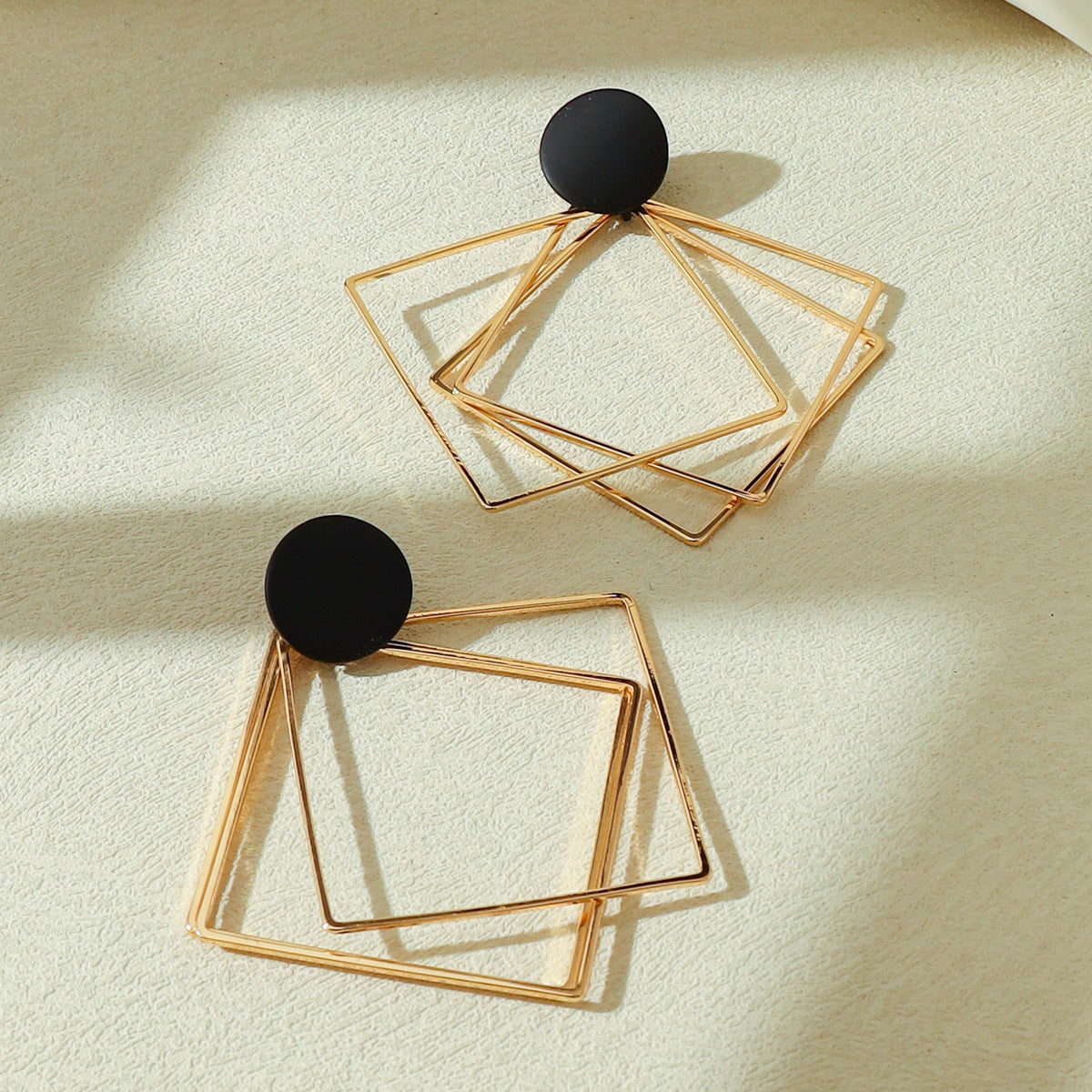 Women Fashion Exaggerated Simple Metal Square Earrings