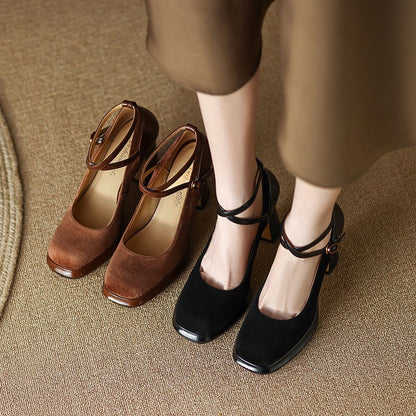 Zapatos Mary Jane vintage con tiras cruzadas y punta cuadrada