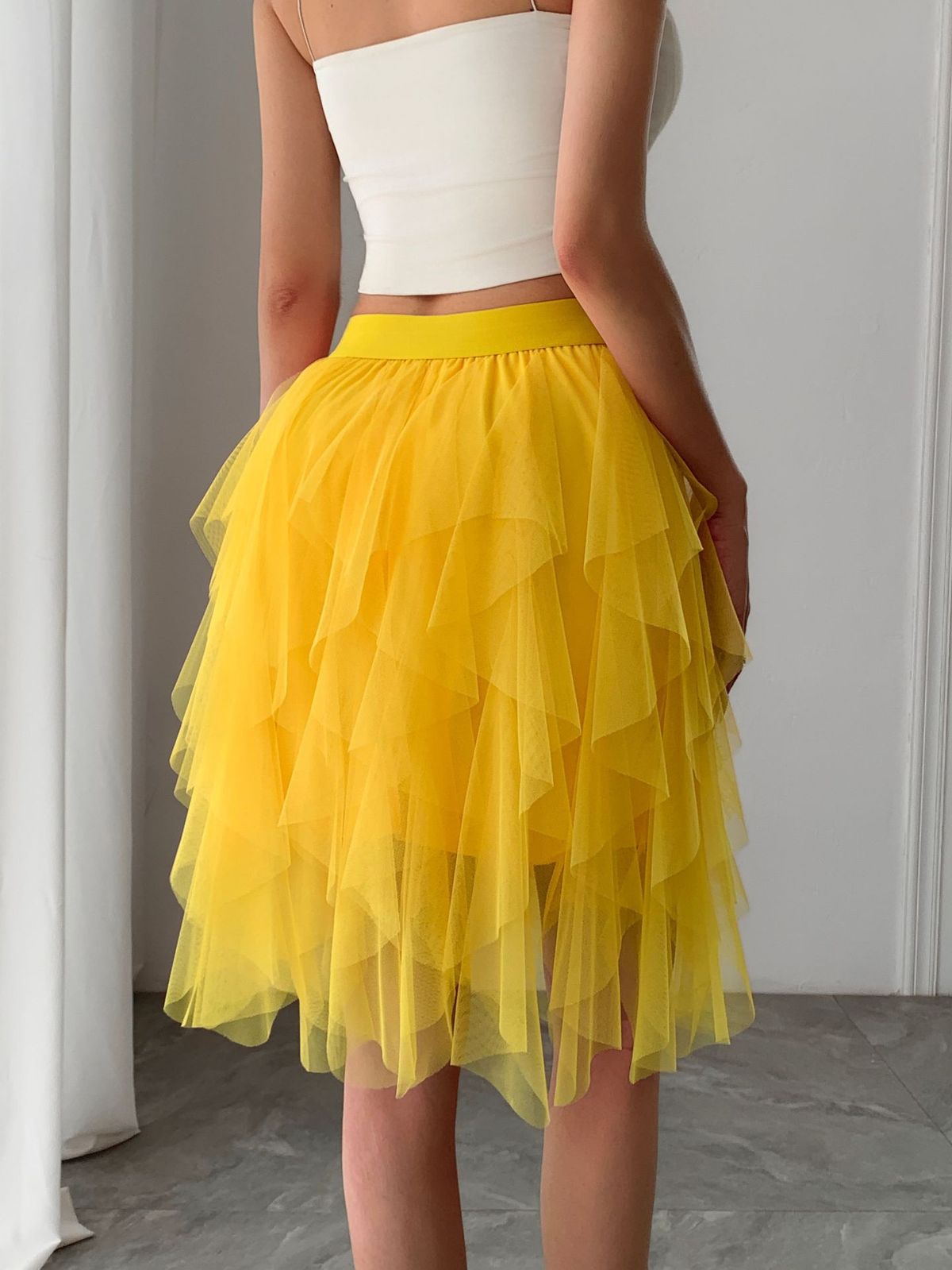 Women Fashion Solid Color Mesh Irregular Hem Skirt