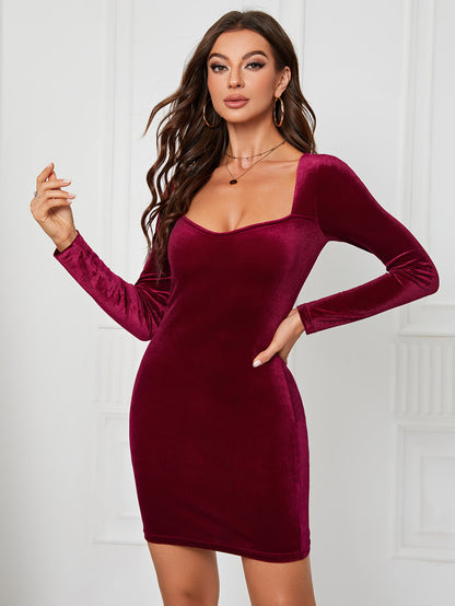 Robe courte sexy à manches longues en velours doré pour femme