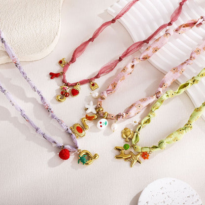 Collares de seda con colgante de letras inglesas y aceite de gota hechos a mano para mujer