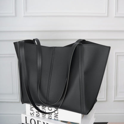 Vintage Black Large Capacity Tote Bag
