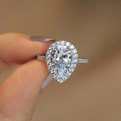 Conjunto de anillos de circonita en forma de gota para mujer