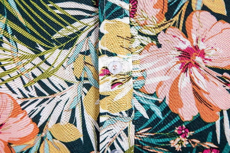 Camisa informal de verano con estampado de flores pequeñas para hombre