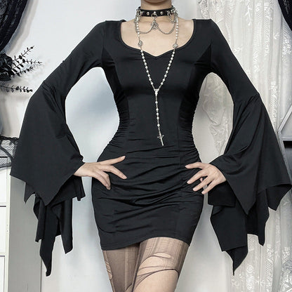 Robe élégante à manches chauve-souris et col en V style gothique pour femme