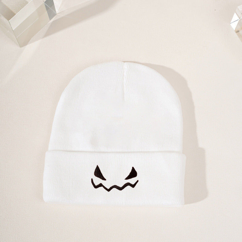 Gorro de punto con mueca bordada de Halloween
