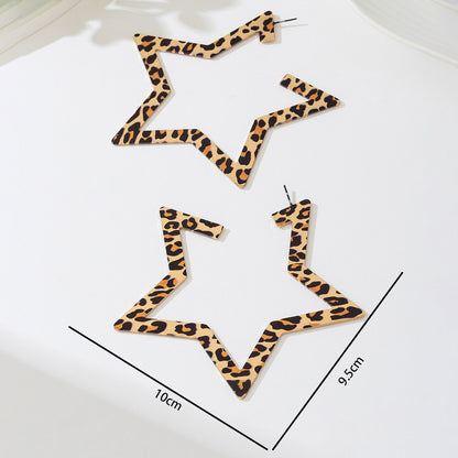 Boucles d'oreilles léopard exagérées creuses en forme d'étoile à cinq branches, style alliage