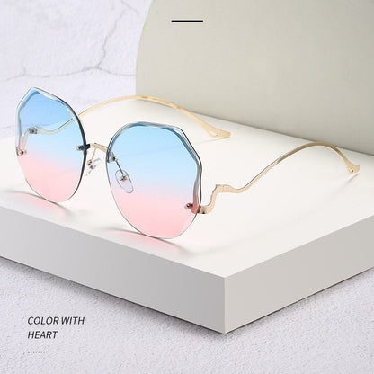 Gafas de sol sin marco con borde de arco metálico poligonal de moda