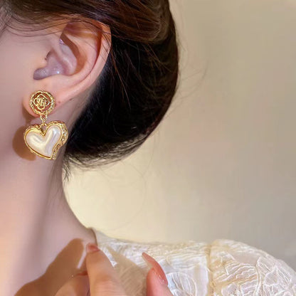 Women Fashion Elegant Pleated Floral Pearl Love Earrings Alloy Cold Wind Style
