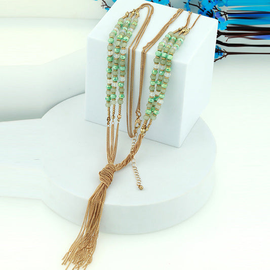 Collar bohemio con borlas de cristal multicapa