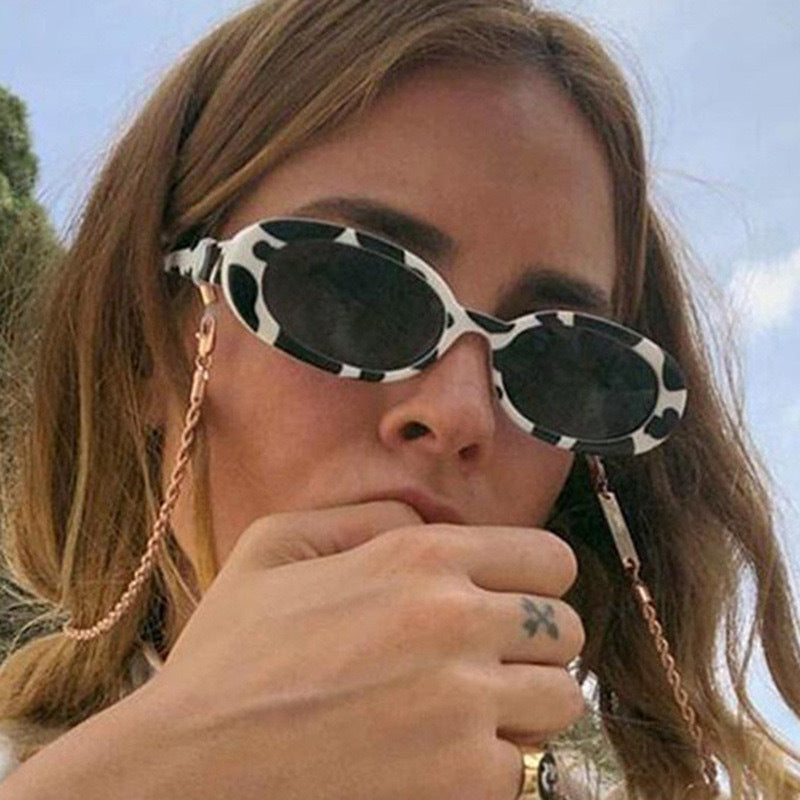 Gafas de sol retro ovaladas con montura pequeña