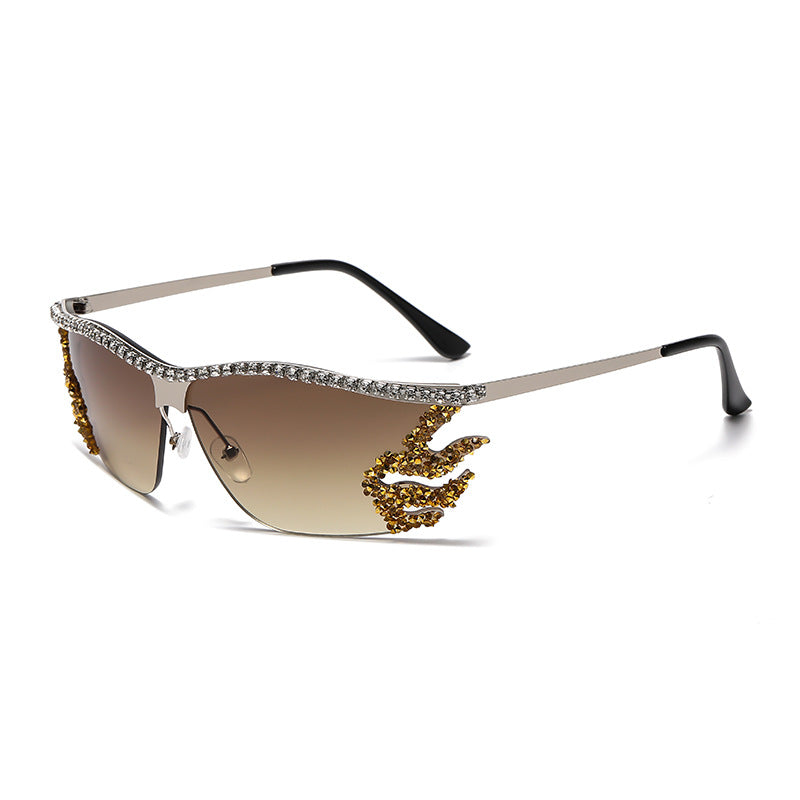 Gafas de sol sin montura con diamantes de imitación de metal irregulares de moda con un estilo único