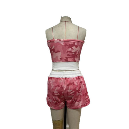 Conjunto de dos piezas de top y pantalones cortos de camuflaje para mujer