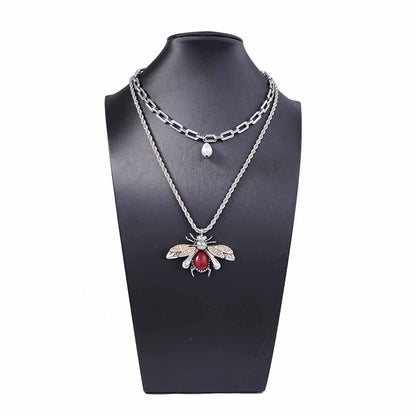 Collar con colgante de animal y perlas de imitación para mujer