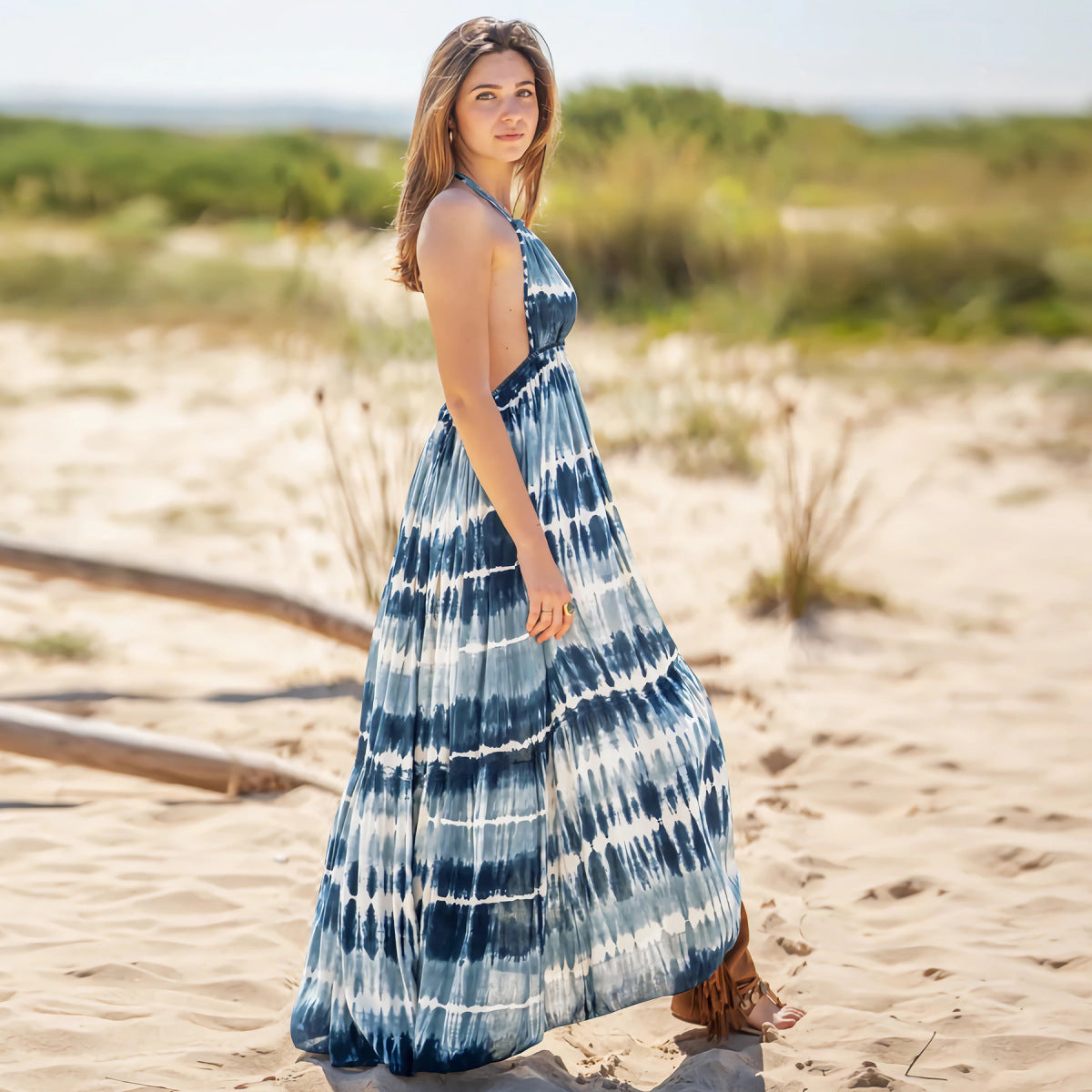Vestido largo bohemio informal con espalda halter y estampado tie-dye para mujer