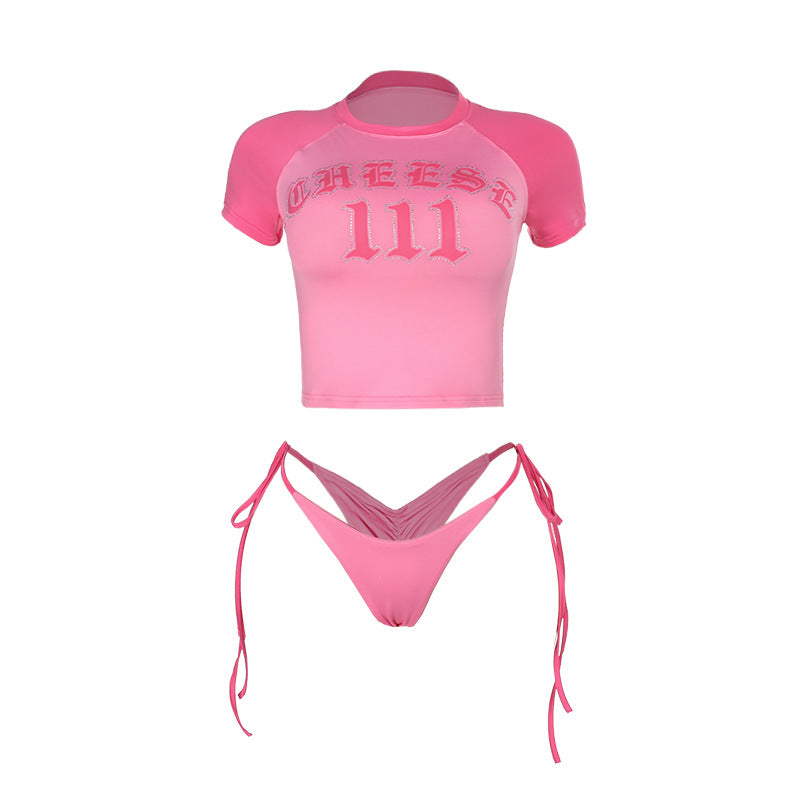 Conjunto de camiseta y pantalones cortos de manga corta con estampado de moda para mujer