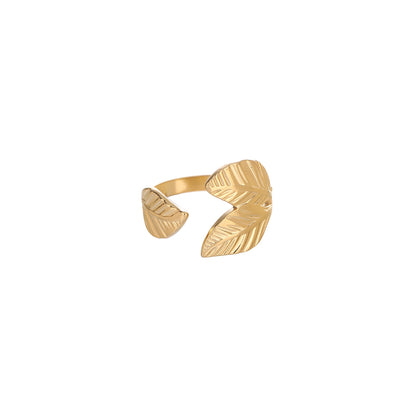 Women Fashion Titanium Steel Geometric Ring in Gold