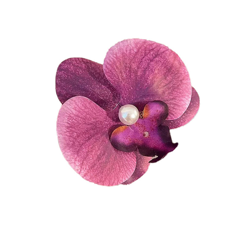 Accesorios florales para el cabello con mariposas para la playa